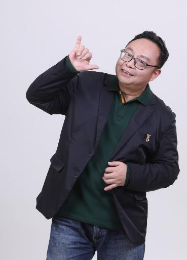 DƬ